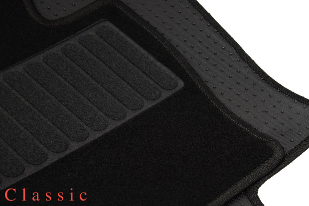 Коврики текстильные "Классик" для Toyota Hilux Pick Up (пикап / AN10/AN20) 2008 - 2011, черные, 5шт.